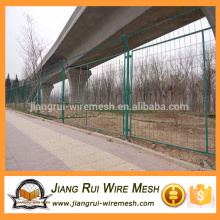 PVC de alta qualidade revestido / galvanizado cerca de armação